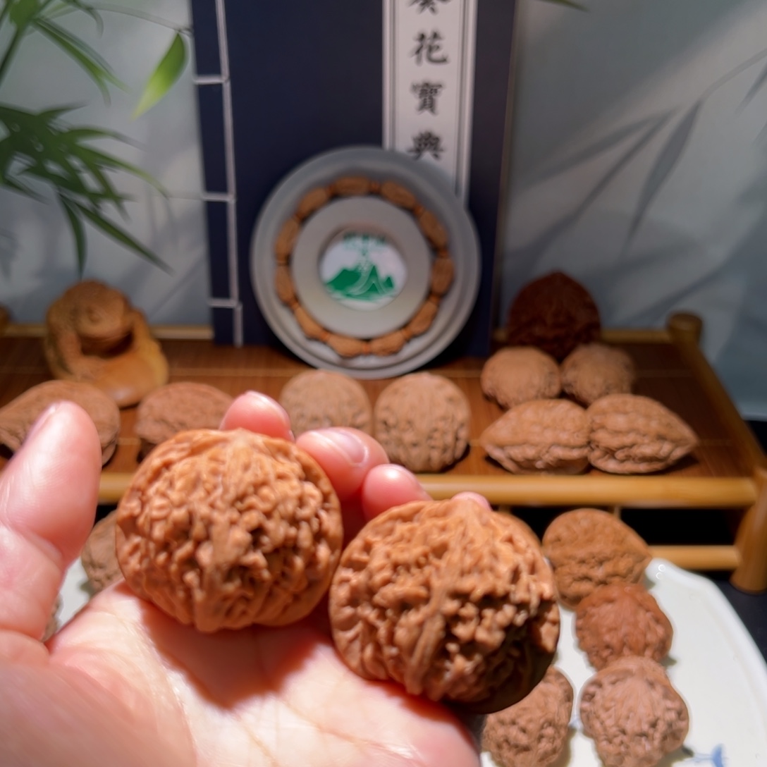 山***。文玩核桃把件流星雨体验