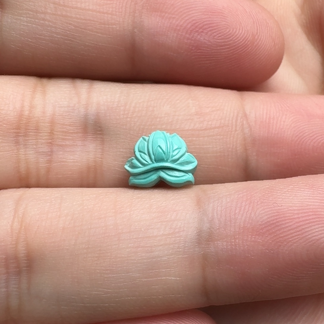 能***半绿松石未镶嵌莲花