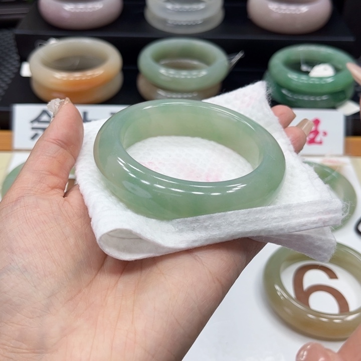 石英质玉手镯合金欢*，