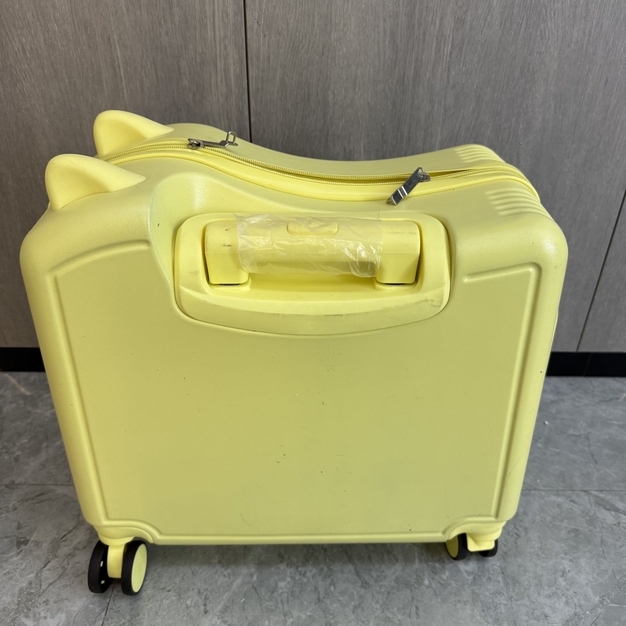 M503行李箱一个MXJ