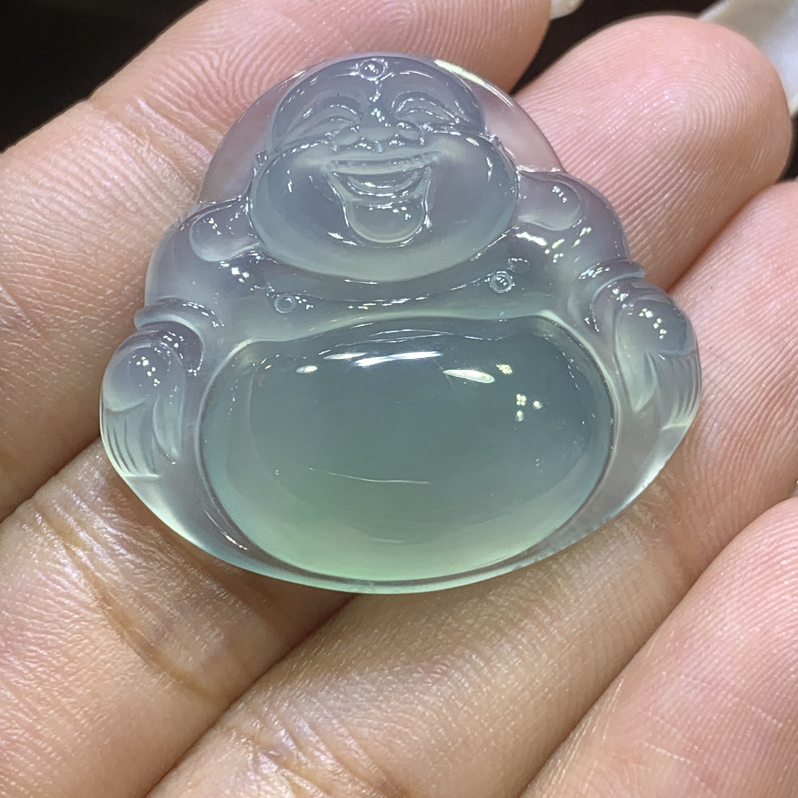 缅甸天然翡翠A货，一刀切蓝水佛，底干净细腻一尘不染，非常耐看