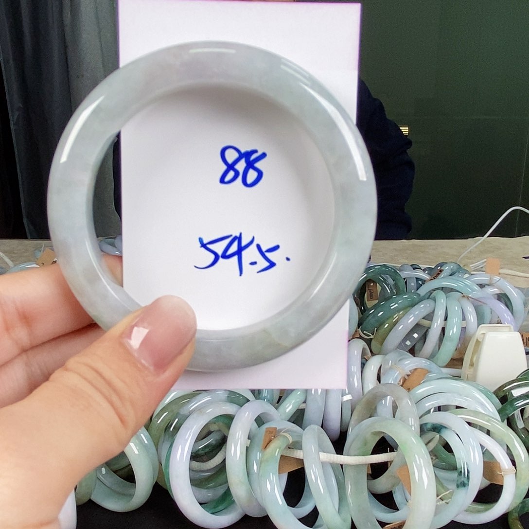 未镶嵌手镯翡翠翡翠手镯