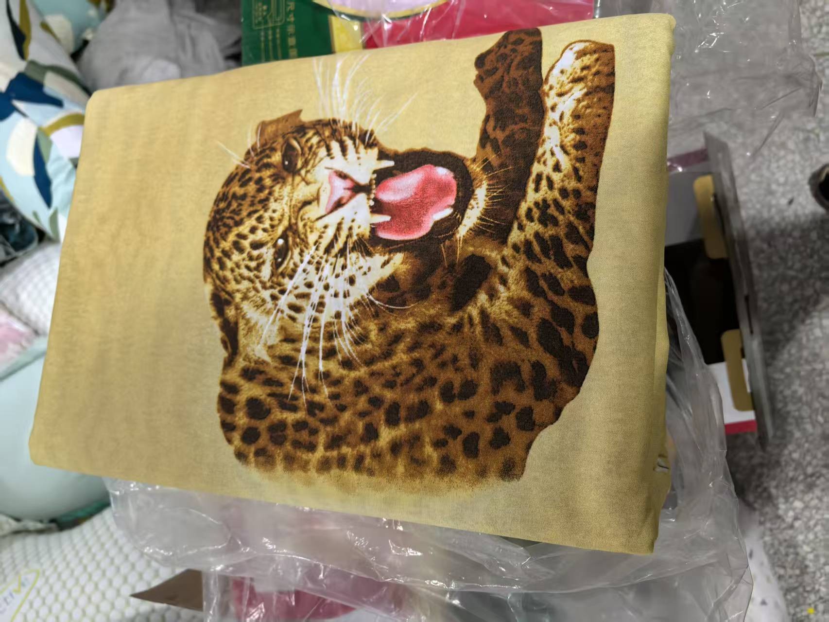 《厚广家》 3楼160×210单人全棉三件套 发1套 黄色猎豹款