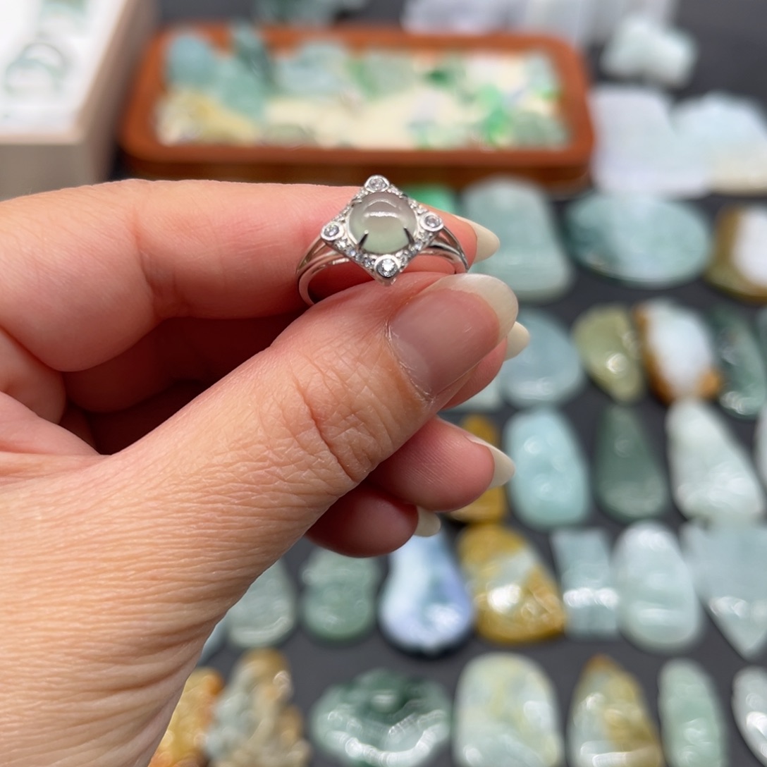 翡翠银S925镶嵌颈饰戒指