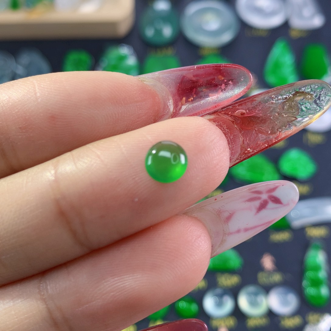 翡翠颈饰未镶嵌纯天然缅甸翡翠A货