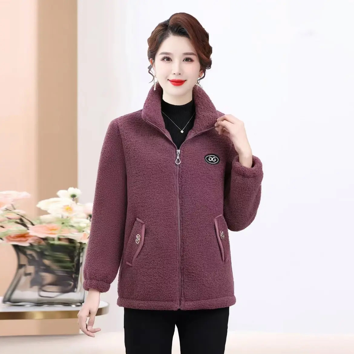 秋冬新款中老年洋气加绒加厚立领冬季中年时尚外套保暖气质妈妈装