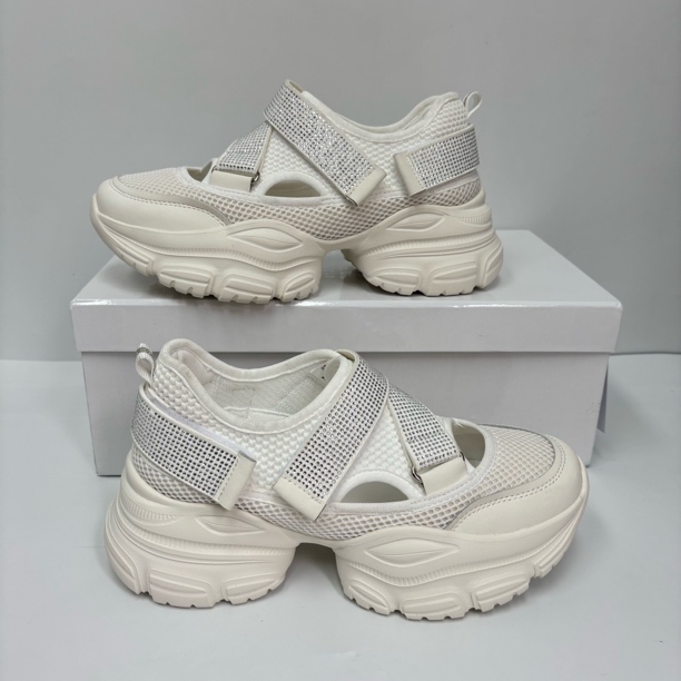 （断码）休闲魔术贴厚底老爹鞋时尚休闲鞋镂空春夏凉鞋女士