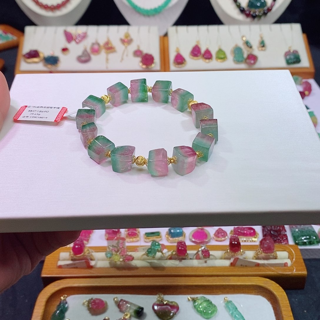 碧玺碧玺m未镶嵌手链