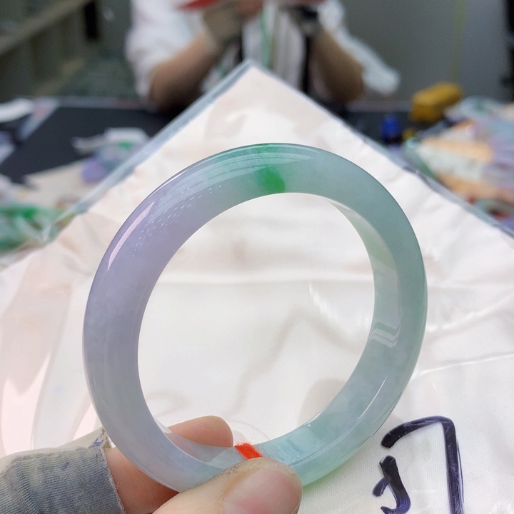 未镶嵌手镯翡翠翡翠手镯