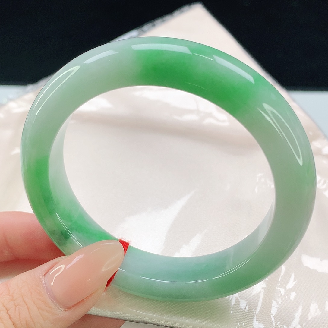 未镶嵌手镯翡翠699