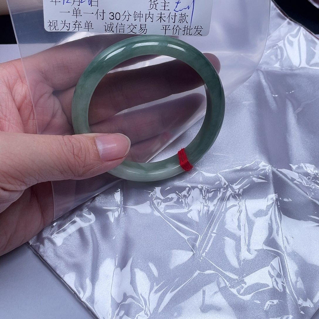 肥***蕊翡翠未镶嵌颈饰翡翠