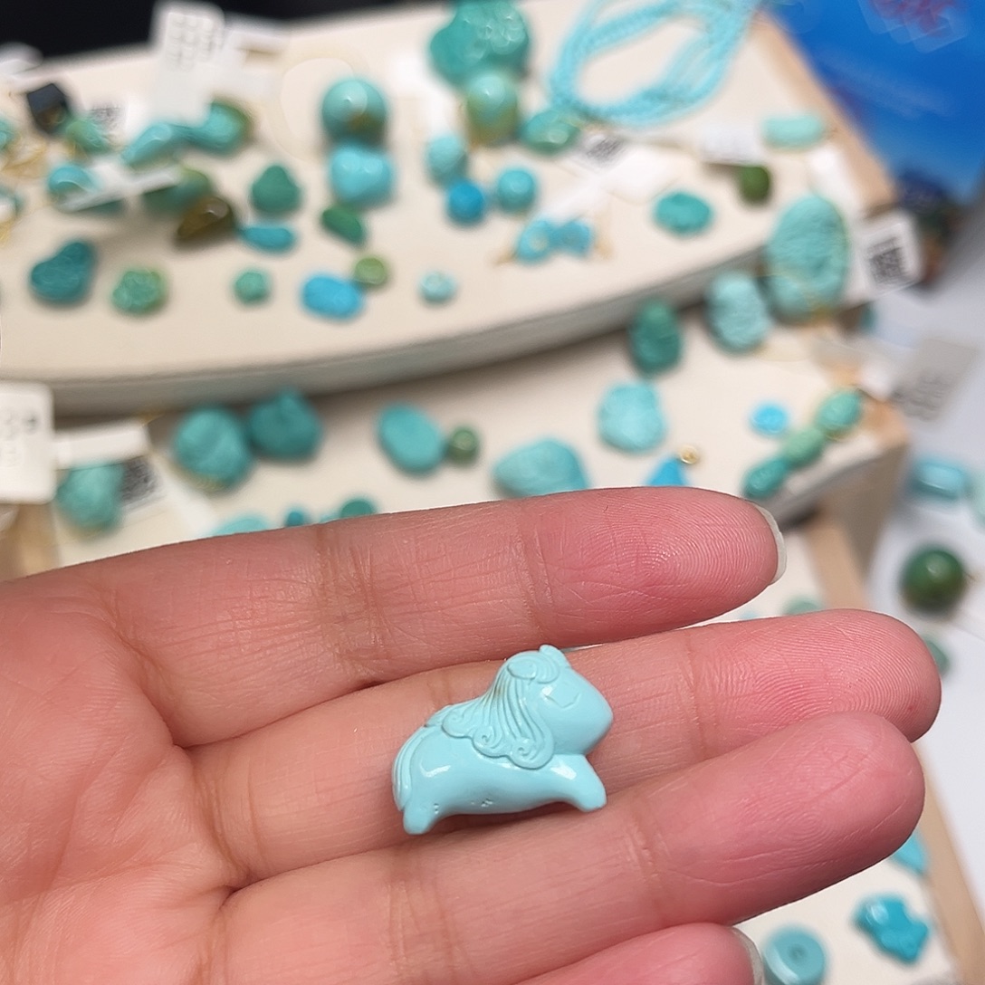 荷***风绿松石未镶嵌珠宝半成品