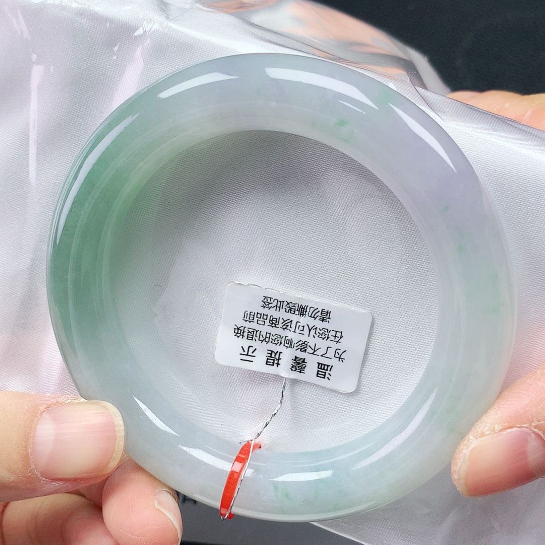 翡翠手镯未镶嵌56胖