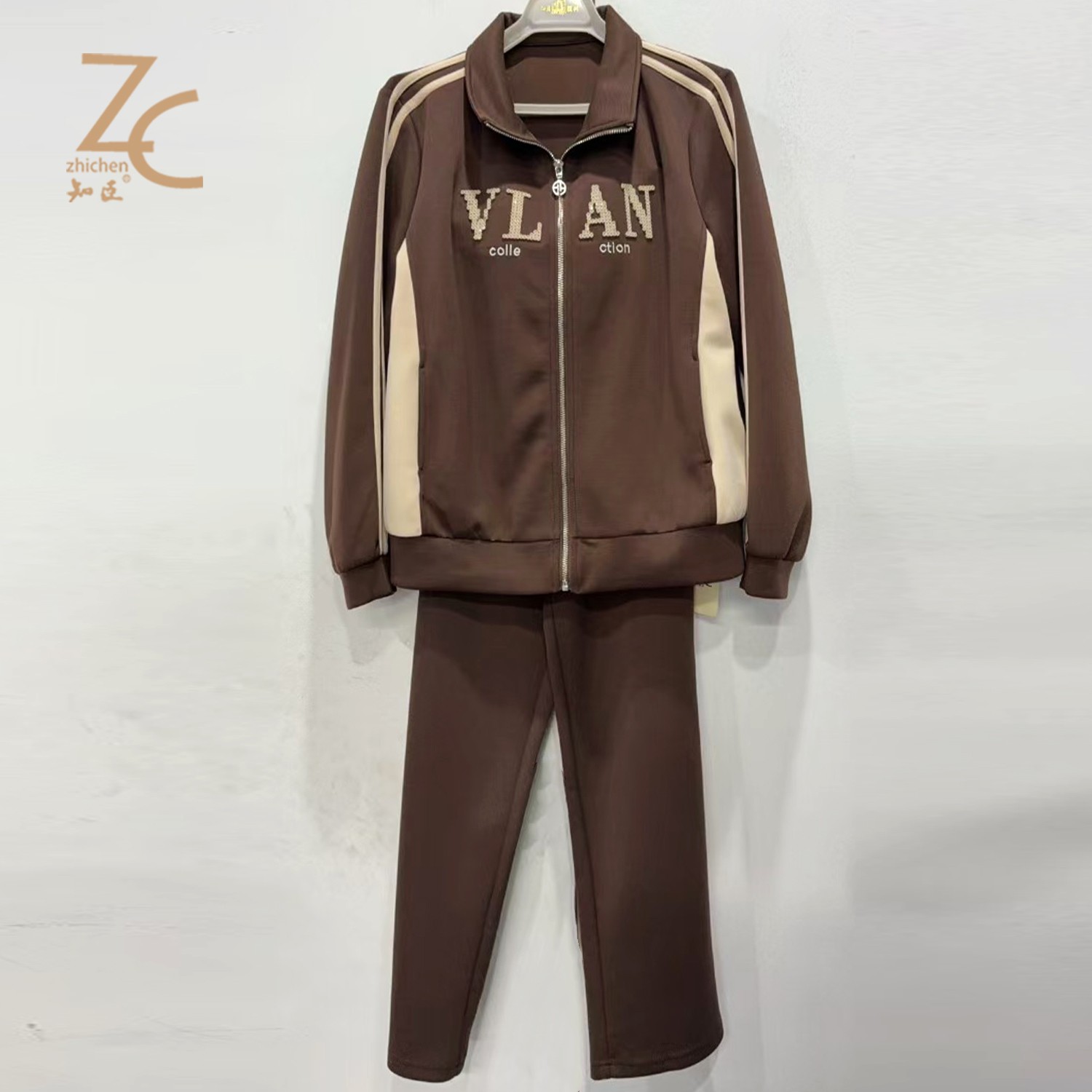 知臣秋季新品 多色休闲运动胸前字母套裤两件套女 59233610