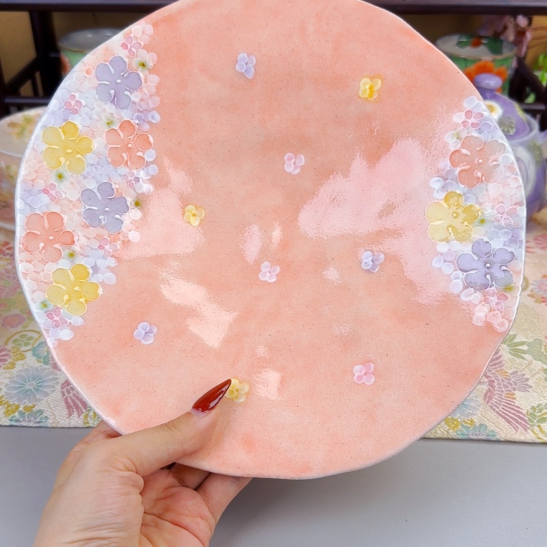 他家茶具瓷器真美！！