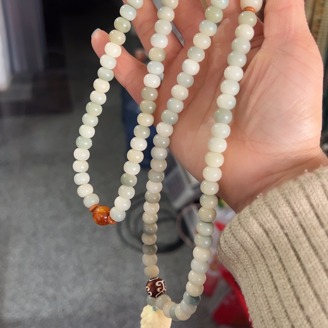 吊坠白玉菩提7×90