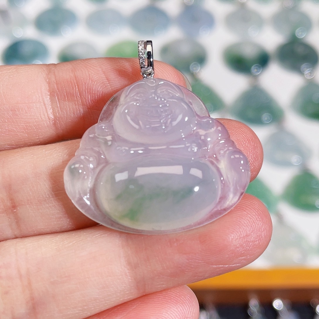 颈饰18K金镶嵌翡翠吊坠