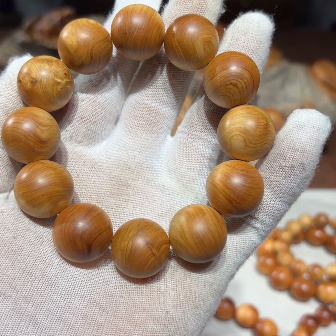 柏木何**有柏韵太行20鸡油黄160