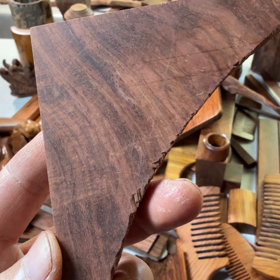 跑****海南黄花梨0.8珠子料