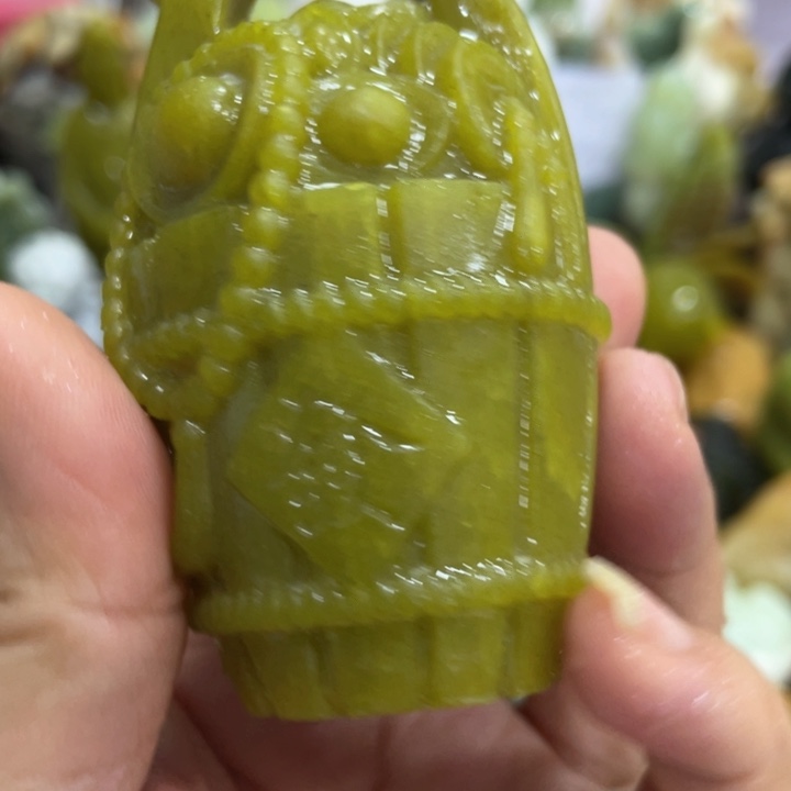 蛇纹石玉未镶嵌天然岫玉