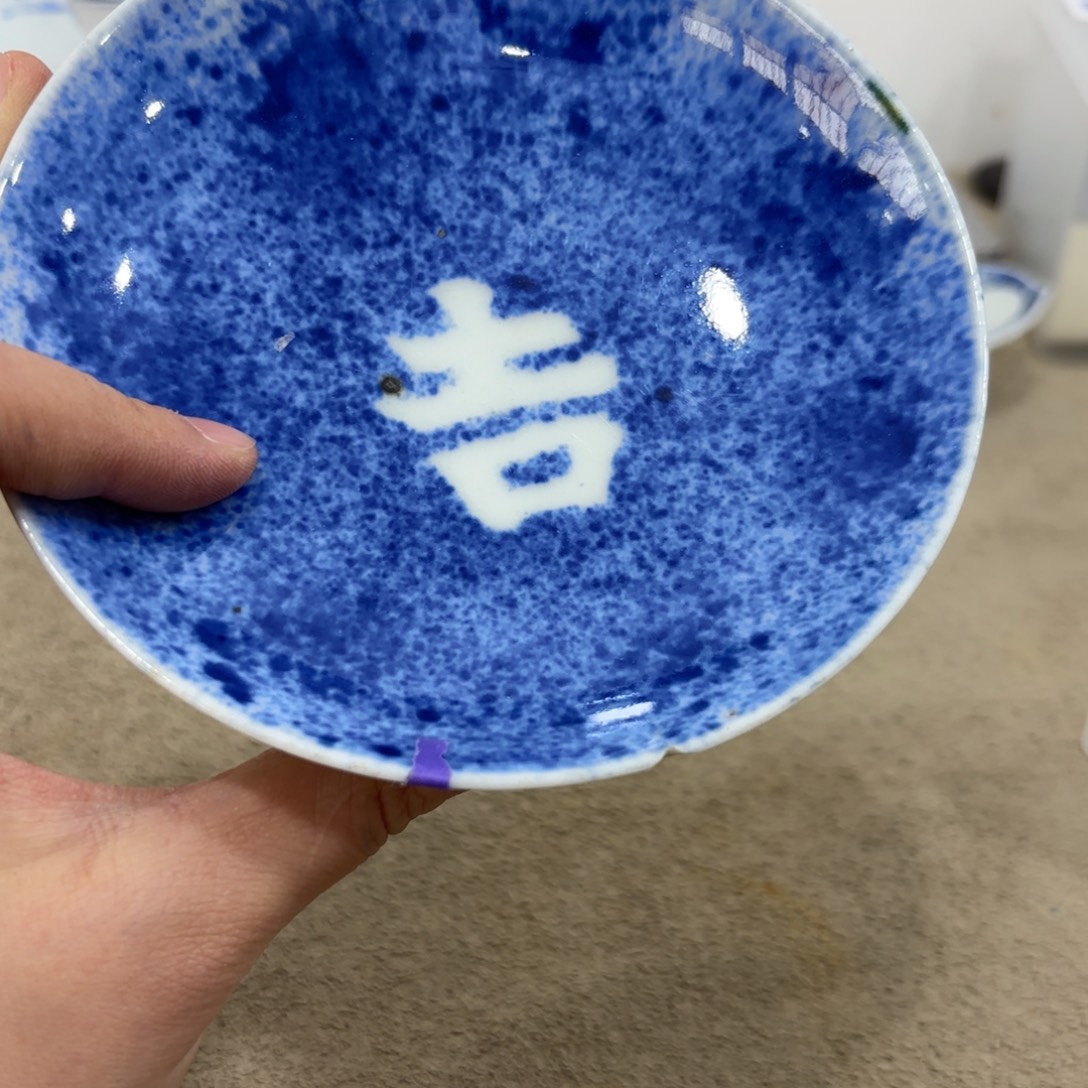 瓷片非常好看漂亮的物品 