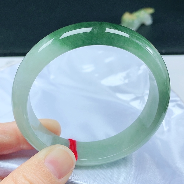 【闪购商品】翡翠手镯未镶嵌天然翡翠