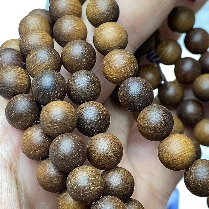 沉香碎屑沉香越南富森野生红土尘81号