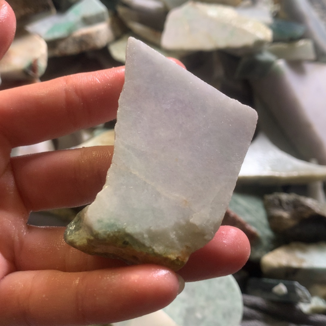 翡翠颈饰未镶嵌缅甸翡翠