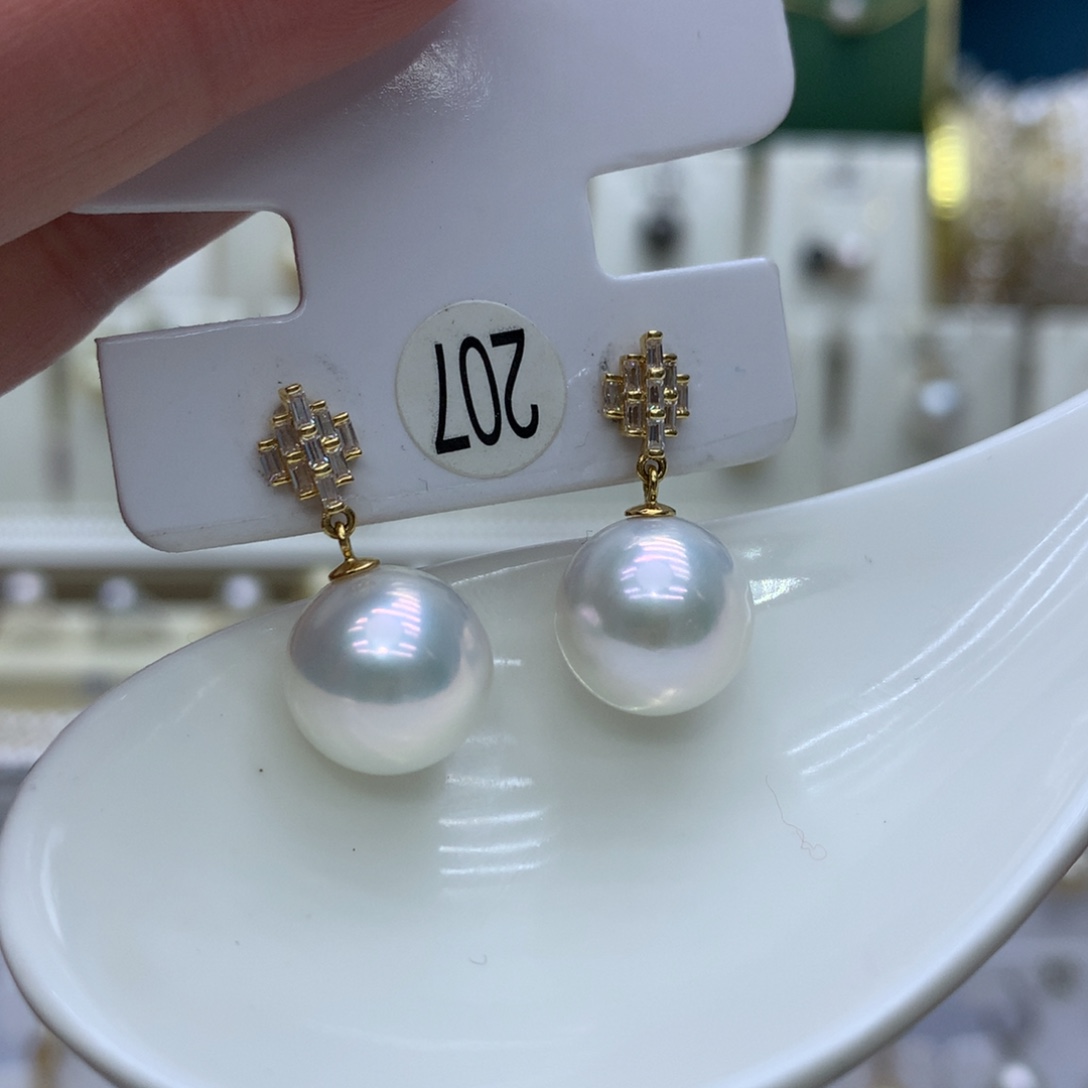 耳饰淡水珍珠18K金镶嵌