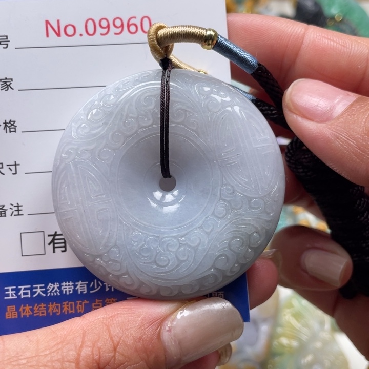 翡翠挂件未镶嵌翡玉缘翡翠挂件