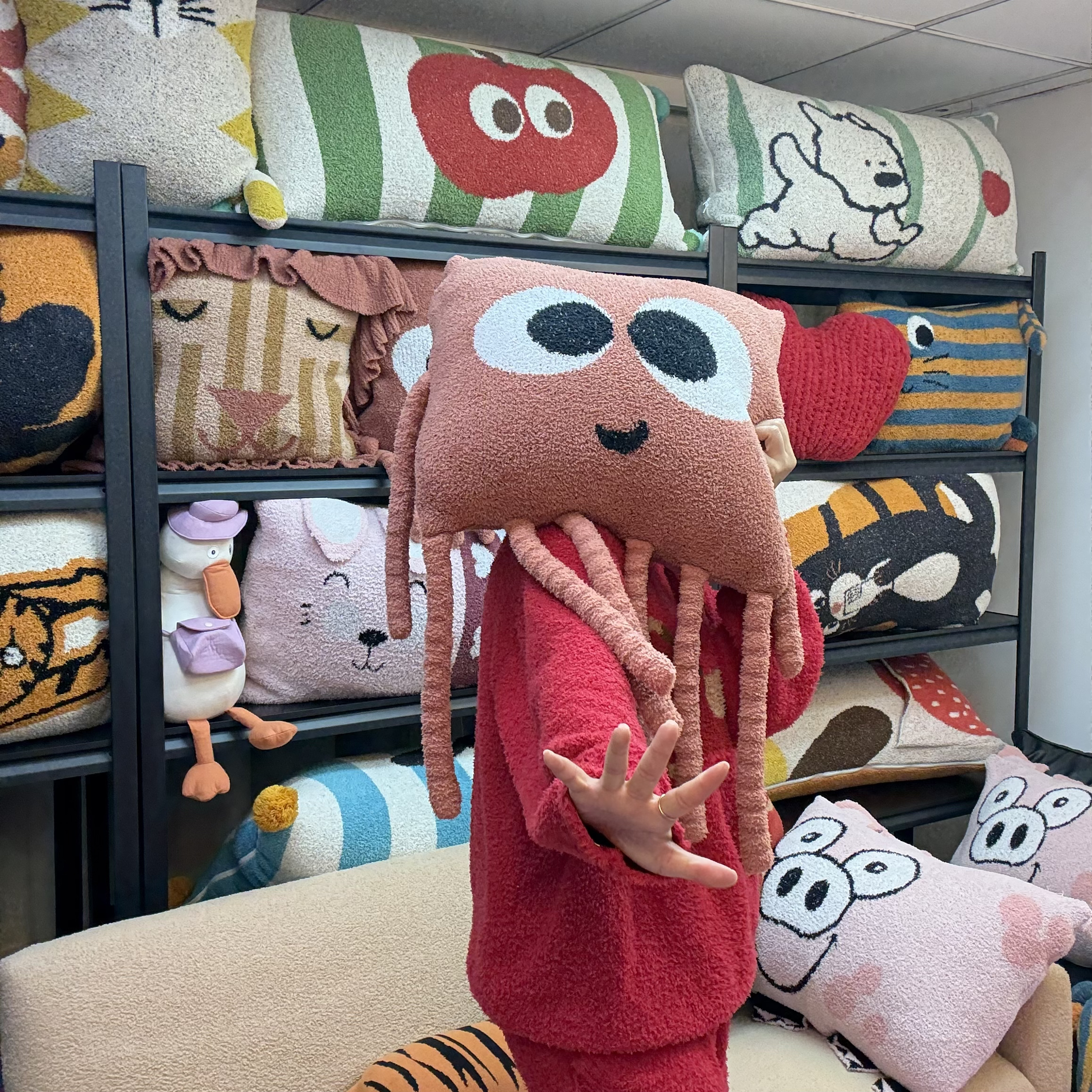 托普斯八爪鱼含芯抱枕 可爱卡通造型