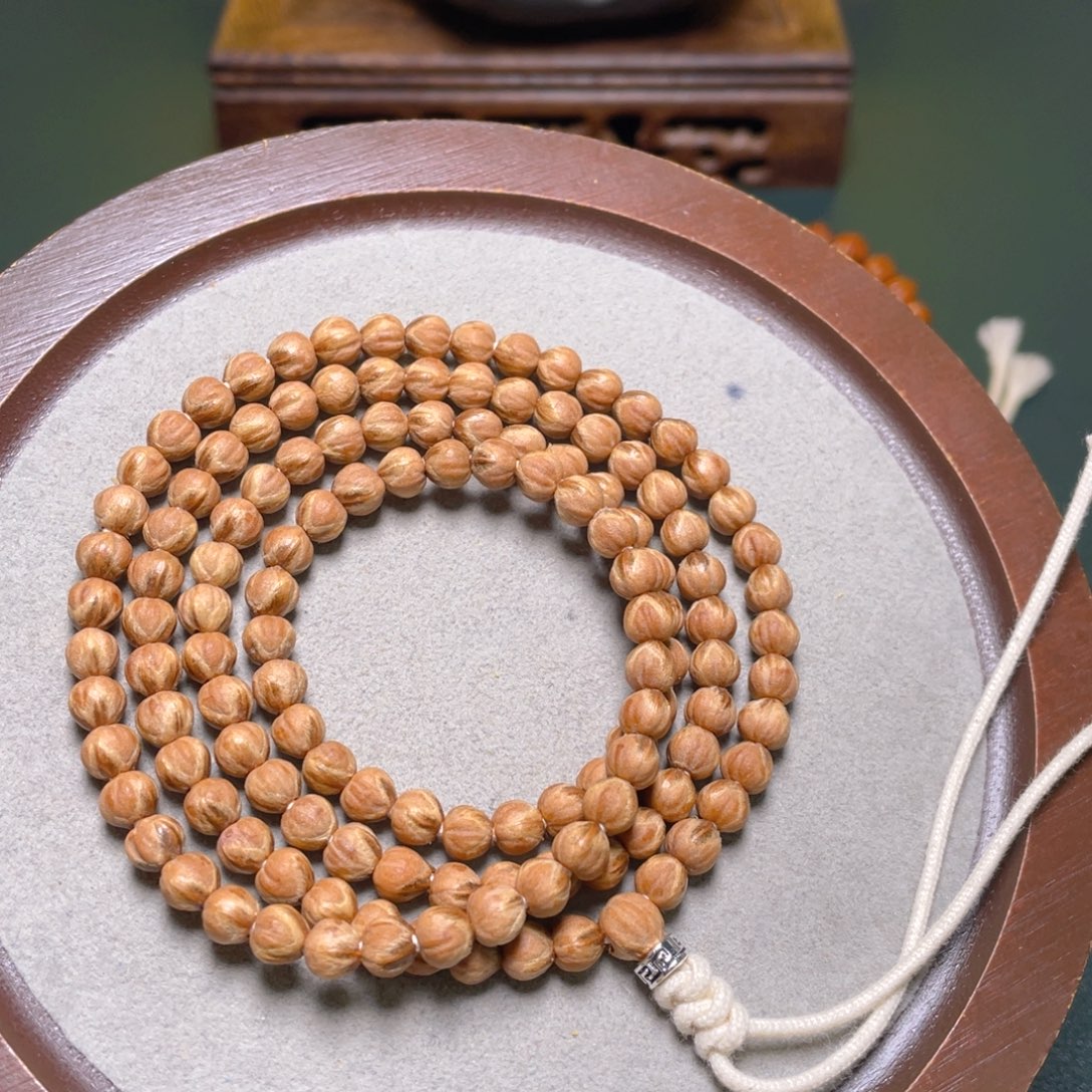 柏香籽/百香籽吊坠圣火莲花长串红牙