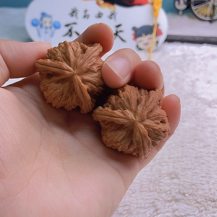 把件文玩核桃9****.三棱