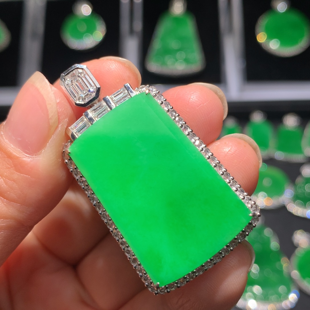 翡翠颈饰18K金镶嵌宝****0翡翠