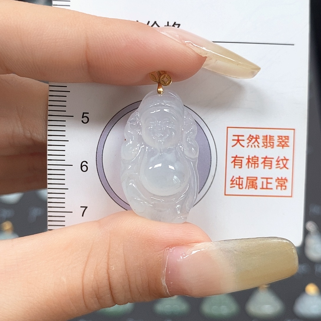 颈饰足银镶嵌翡翠