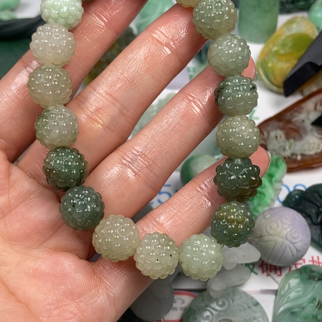 小****定制翡翠未镶嵌翡翠