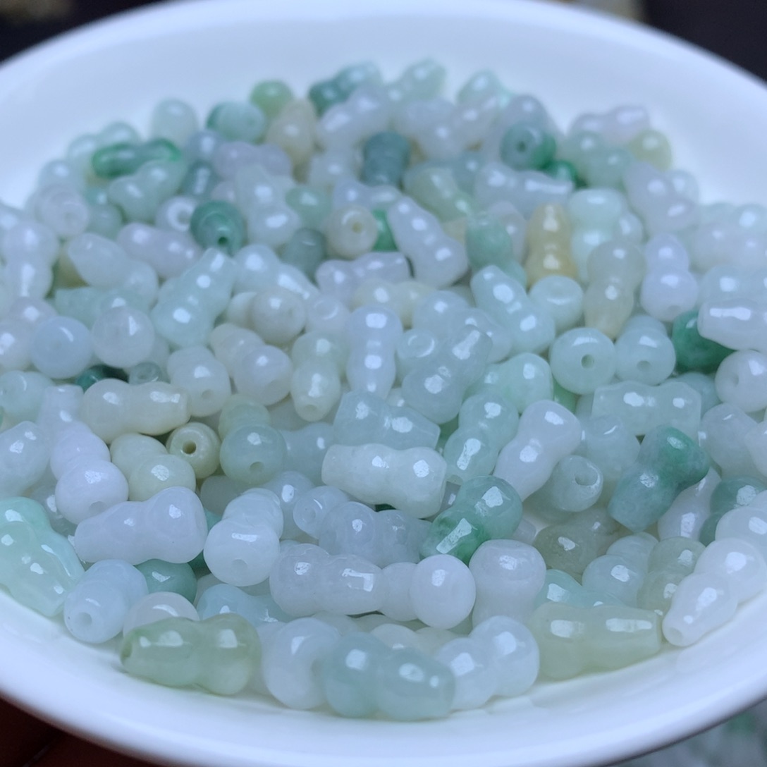 【闪购商品】翡翠手链未镶嵌卡6乘10冰葫芦50个