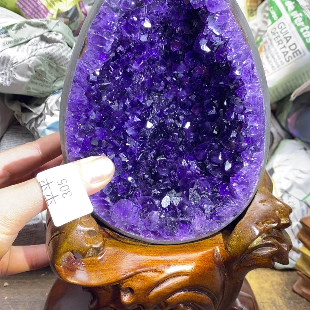 紫晶乌拉圭未镶嵌