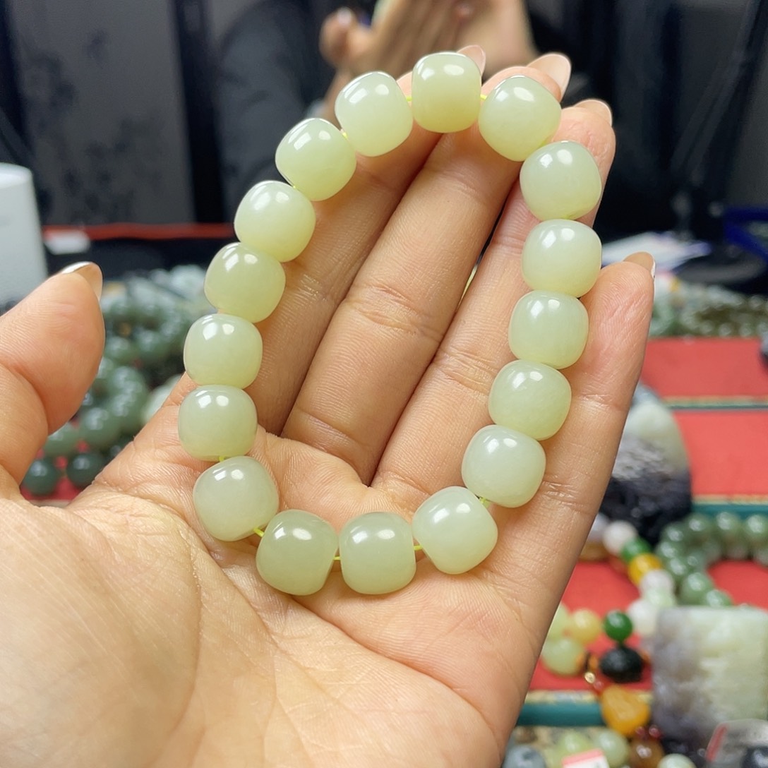 和田玉手链未镶嵌