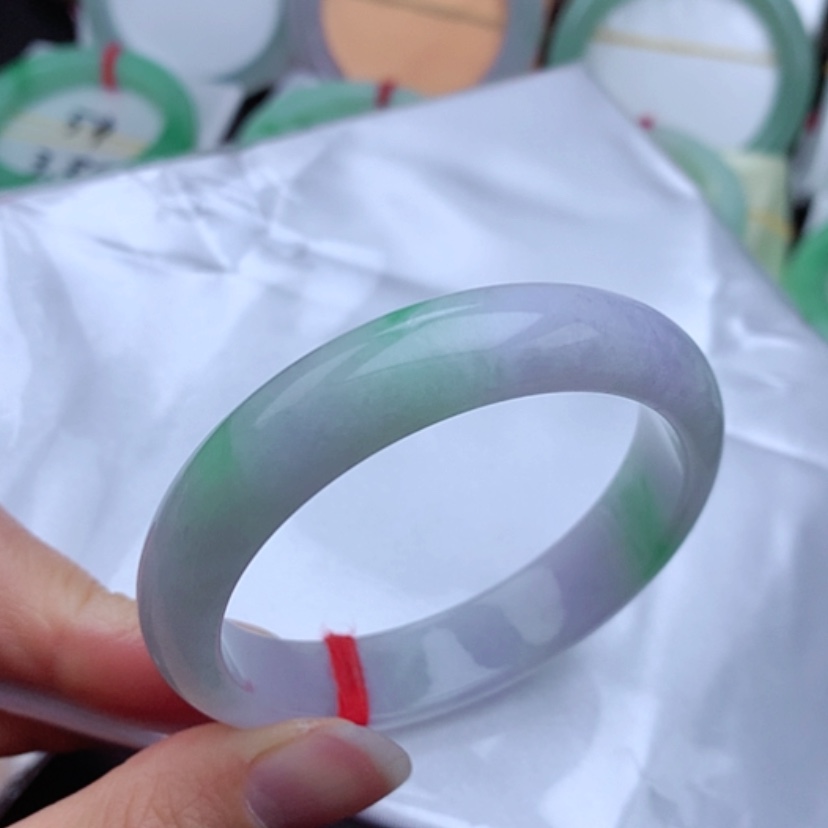 【闪购商品】翡翠手镯未镶嵌           正圈51-52春彩