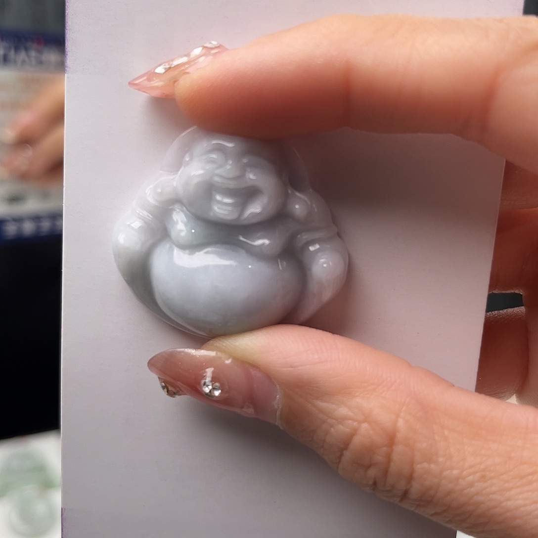 翡翠颈饰未镶嵌佛公