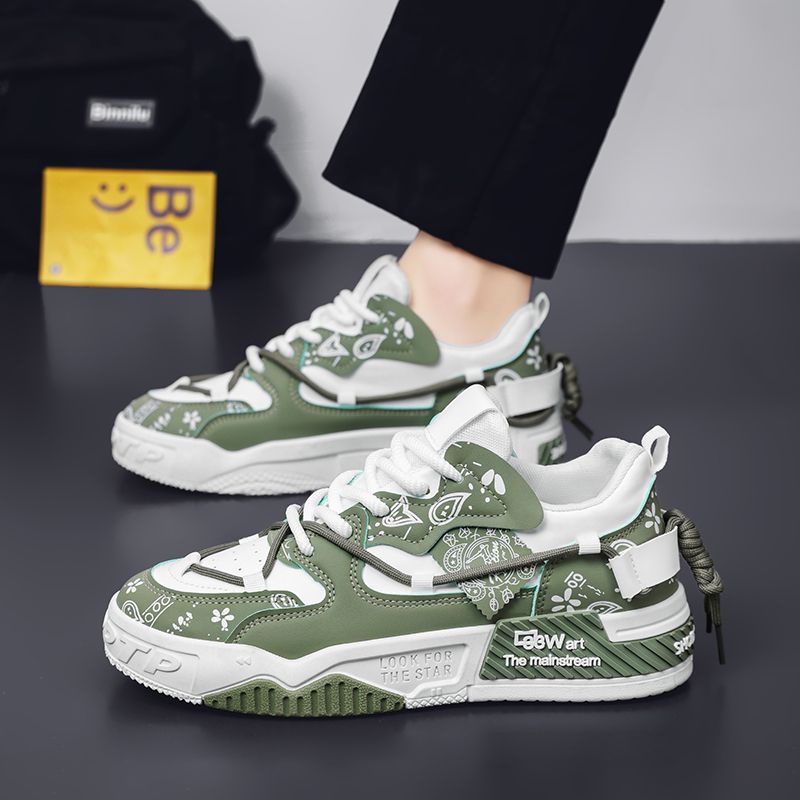 新款春夏季透气板鞋ins潮鞋运动休闲跑步鞋青少年男鞋鞋子