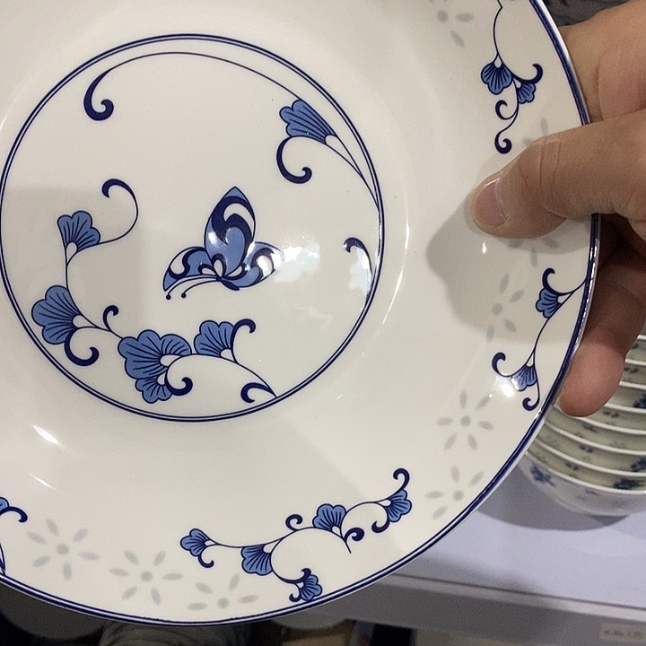 程***妈白瓷碟恋花8寸盘子二个