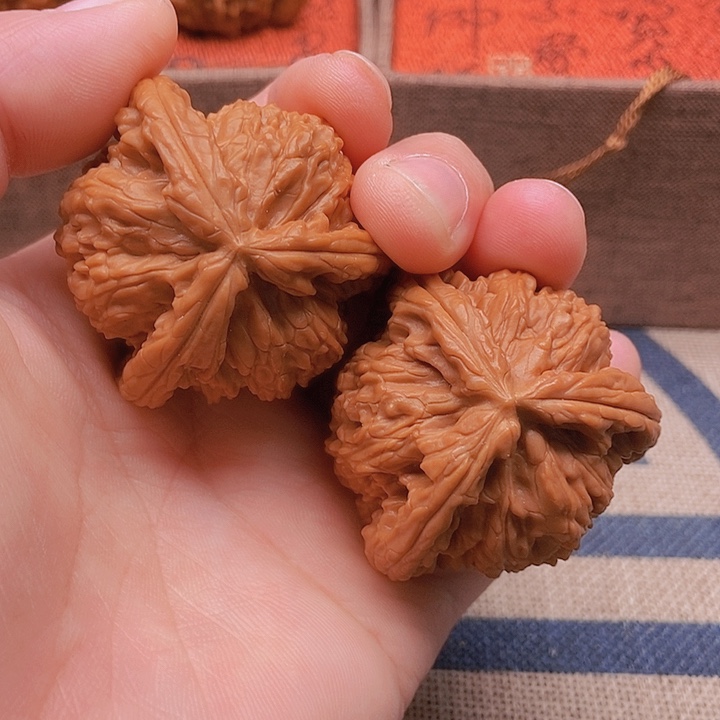 吊坠文玩核桃隔***王三棱