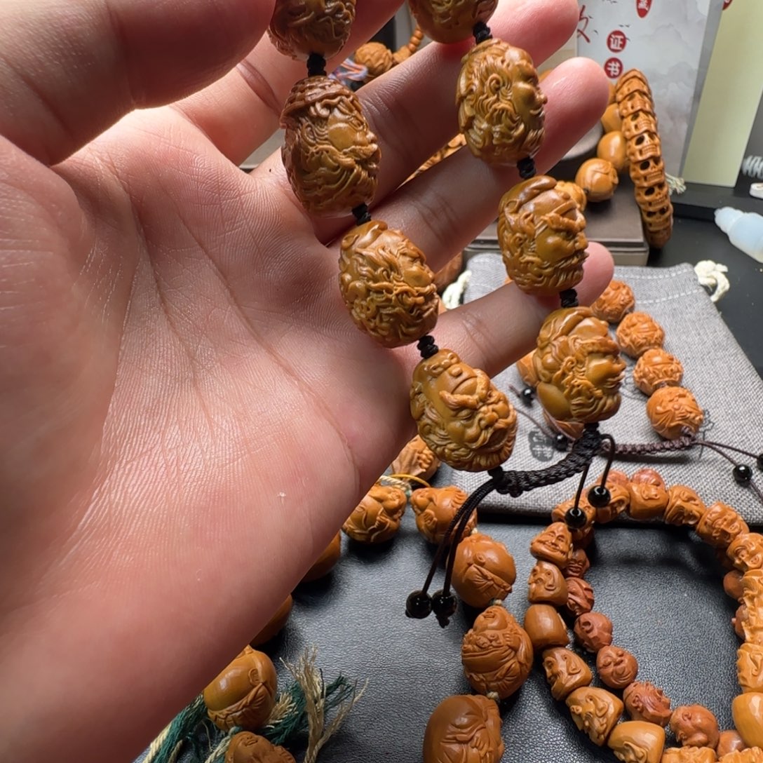 橄榄核手串/手链钟馗头