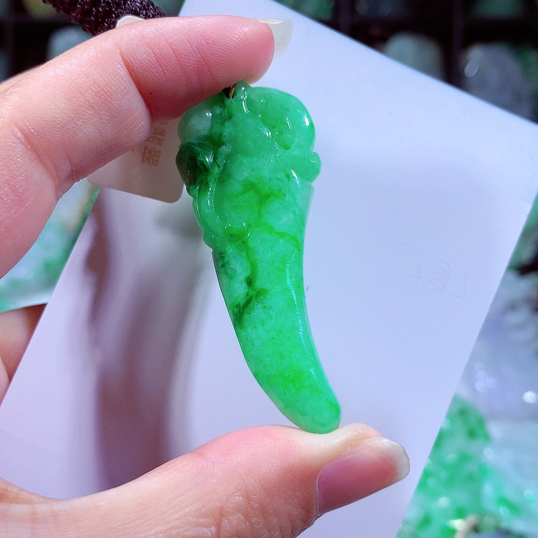 翡翠吊坠(不含链)未镶嵌