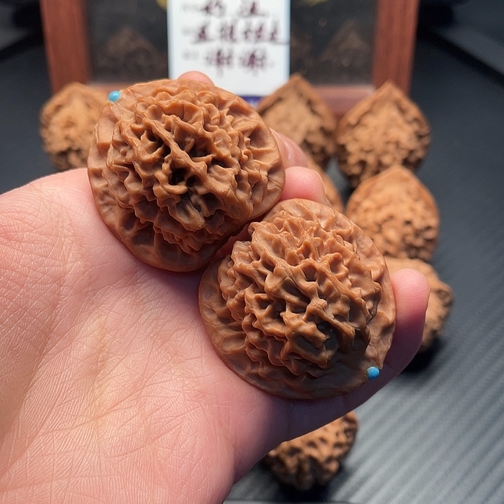 宇***鑫手串/手链核桃秦岭