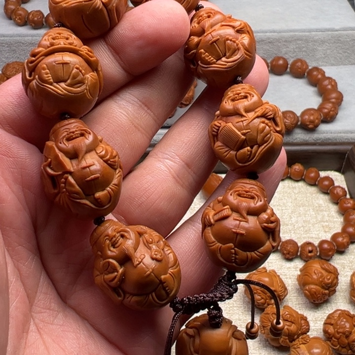 荷***风橄榄核手串橄榄核雕工艺制作