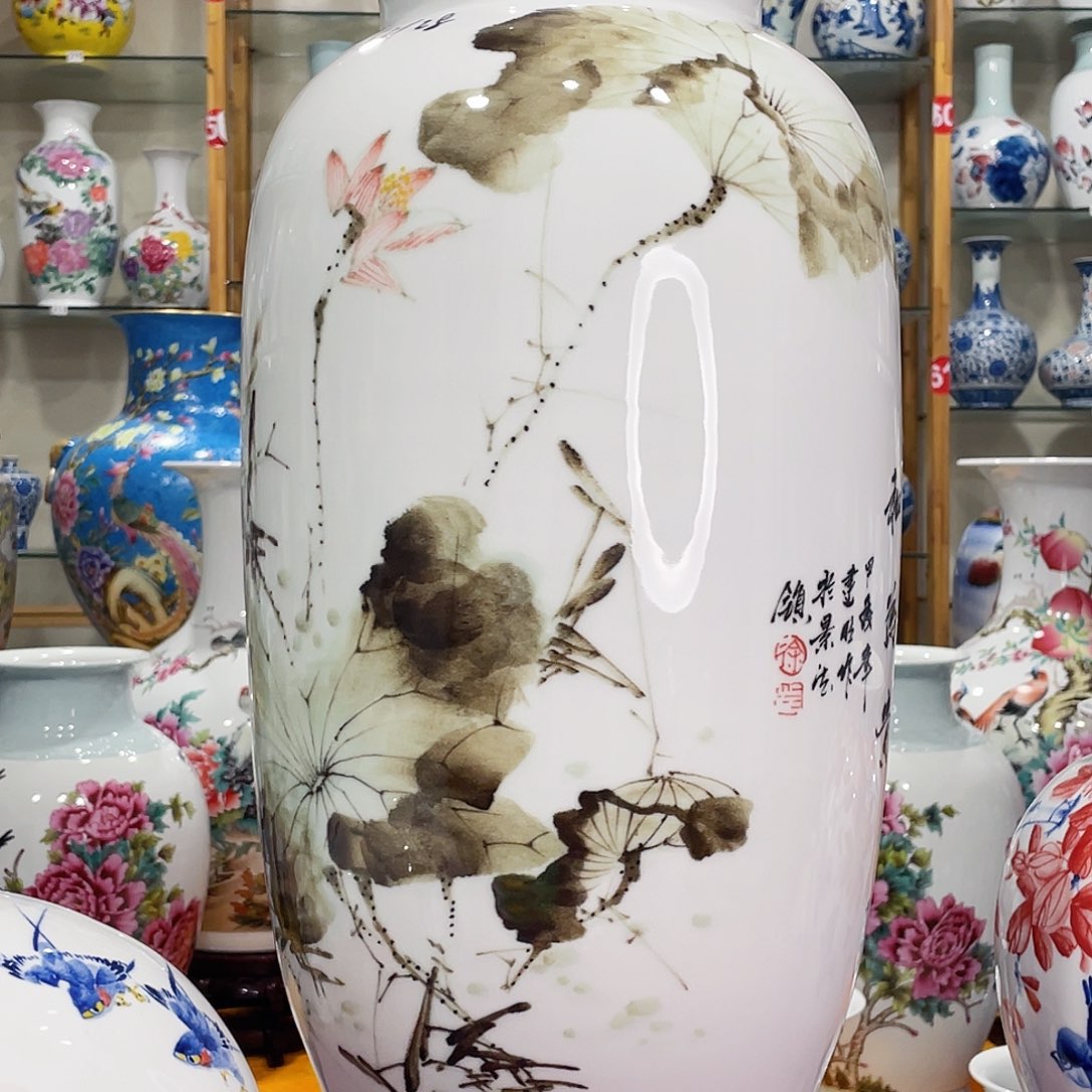 摆件入***人景德镇的陶瓷