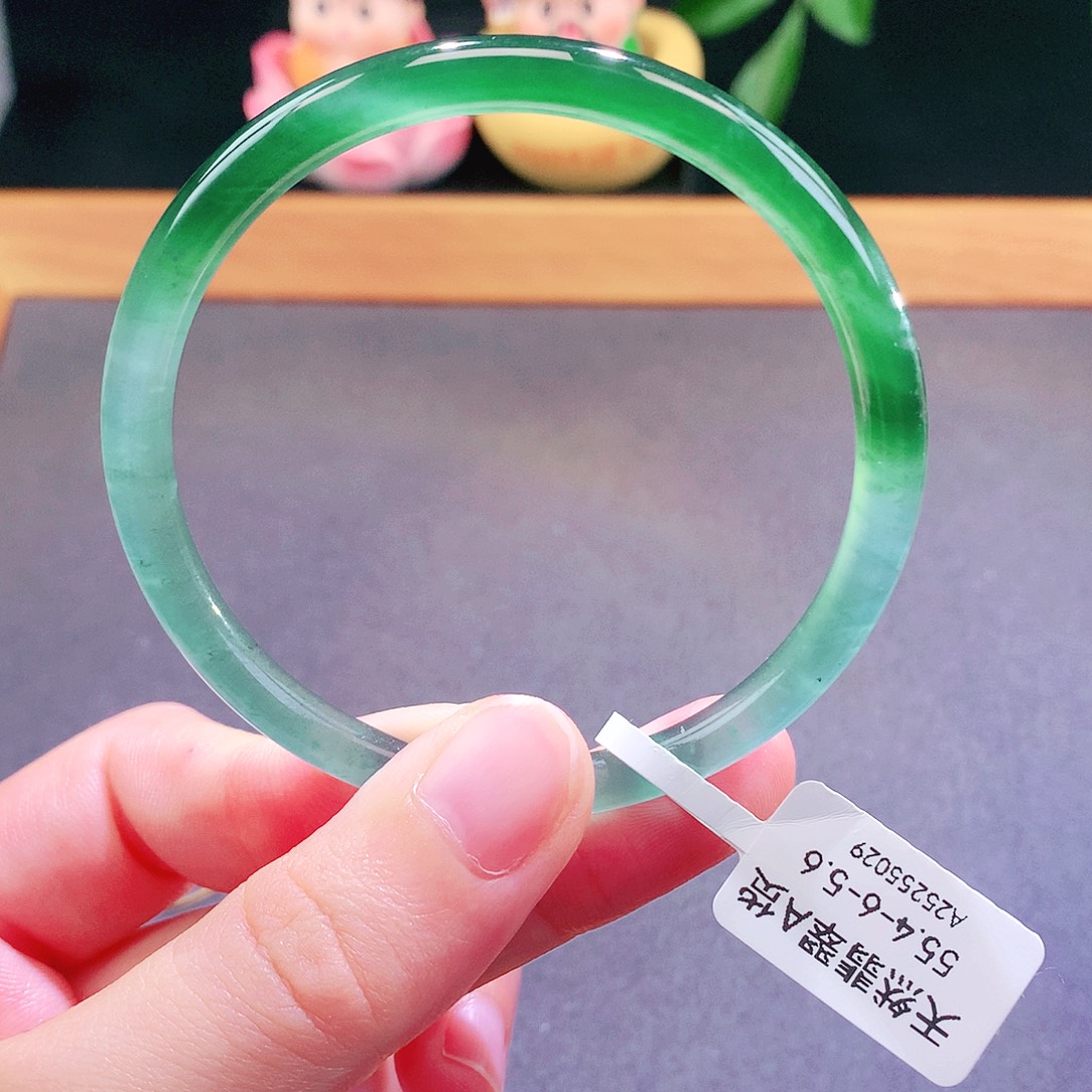 翡翠未镶嵌手镯天然翡翠